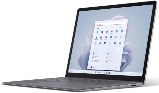 Лаптоп Microsoft Surface Laptop 5, (10-ядрен) Intel Core i5-1235U, 13.5" (2256 x 1504) PixelSense Display, Intel Iris Xe Graphics, 8GB RAM, 256GB SSD, Windows 11 Home