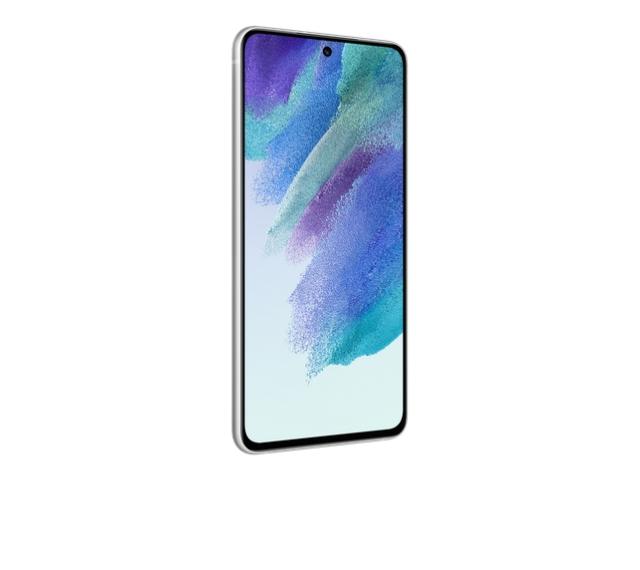 Мобилен телефон Samsung SM-G990B GALAXY S21 FE 5G 256 GB, Octa-Core (1x 2.84 GHz, 3x2.42 GHz, 4x1.8 GHz), 8 GB RAM, 6.4'' 1080 x 2400 Dynamic AMOLED 2X, 120 Hz, HDR 10+ , 12 MP + 8 MP + 12 MP + 32 MP Selfie, 4500 mAh, Dual SIM, Android 12, White