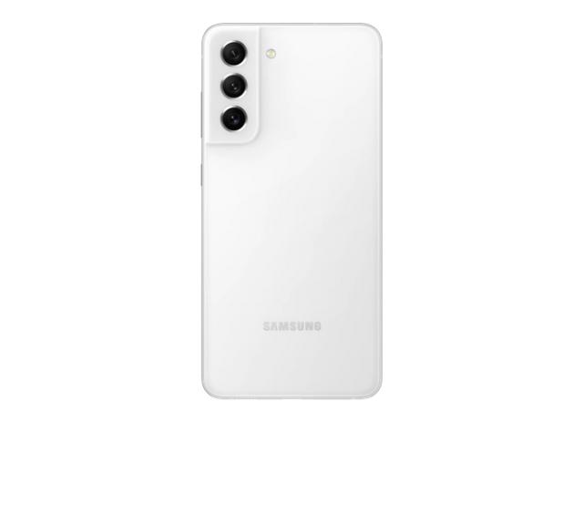 Мобилен телефон Samsung SM-G990B GALAXY S21 FE 5G 256 GB, Octa-Core (1x 2.84 GHz, 3x2.42 GHz, 4x1.8 GHz), 8 GB RAM, 6.4'' 1080 x 2400 Dynamic AMOLED 2X, 120 Hz, HDR 10+ , 12 MP + 8 MP + 12 MP + 32 MP Selfie, 4500 mAh, Dual SIM, Android 12, White