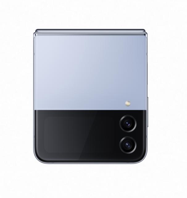 Мобилен телефон Samsung SM-F721 GALAXY Flip 4 5G 512 GB, Octa-Core (1x3.19 GHz, 3x2.75 GHz, 4x1.8 GHz), 8 GB RAM, 6.7" 1080x2640 120 Hz Dynamic AMOLED, HDR10+, 12.0 MP + 12.0 MP + 10.0 MP Selfie, 3700 mAh, Dual SIM, Blue