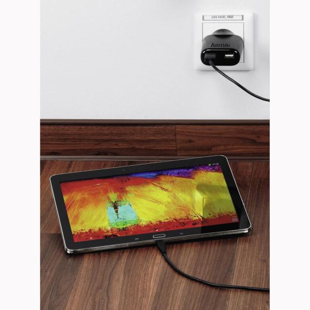 Зарядно 220V HAMA Auto-Detect 5 V/4.8 A, 2x USB, черен