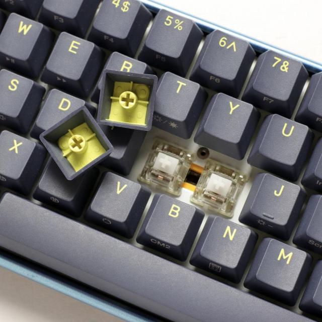 Геймърскa механична клавиатура Ducky One 3 Daybreak SF 65, Cherry MX Clear суичове