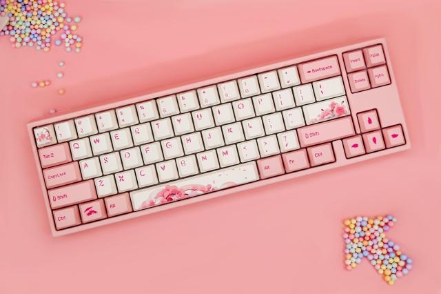 Геймърскa механична клавиатура Ducky x Varmilo Miya Sakura V2 65, Cherry MX Blue суичове
