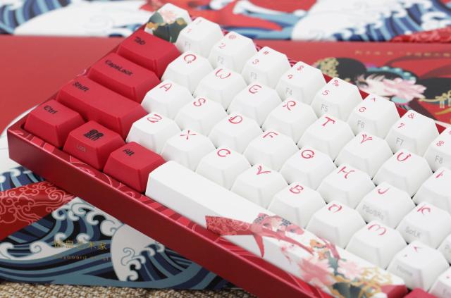 Геймърскa механична клавиатура Ducky x Varmilo Miya Koi 65%, Cherry MX Red