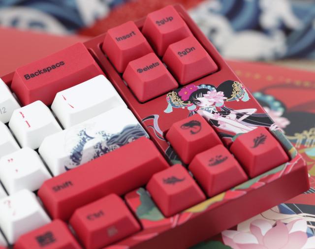 Геймърскa механична клавиатура Ducky x Varmilo Miya Koi 65%, Cherry MX Red