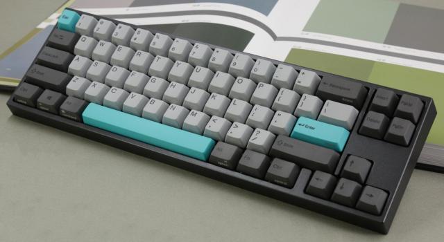 Геймърскa механична клавиатура Ducky x Varmilo Miya Mac Moonlight 65%, Cherry MX Red