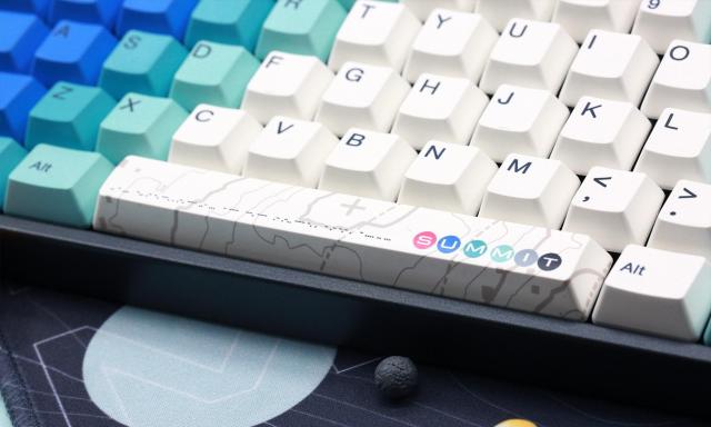 Геймърскa механична клавиатура Ducky x Varmilo Miya Summit V2 65%, Cherry MX Silent Red