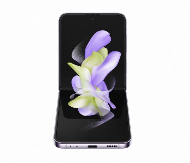 Мобилен телефон Samsung SM-F721 GALAXY Flip 4 5G 512 GB, Octa-Core (1x3.19 GHz, 3x2.75 GHz, 4x1.8 GHz), 8 GB RAM, 6.7" 1080x2640 120 Hz Dynamic AMOLED, HDR10+, 12.0 MP + 12.0 MP + 10.0 MP Selfie, 3700 mAh, Dual SIM, Bora Purple