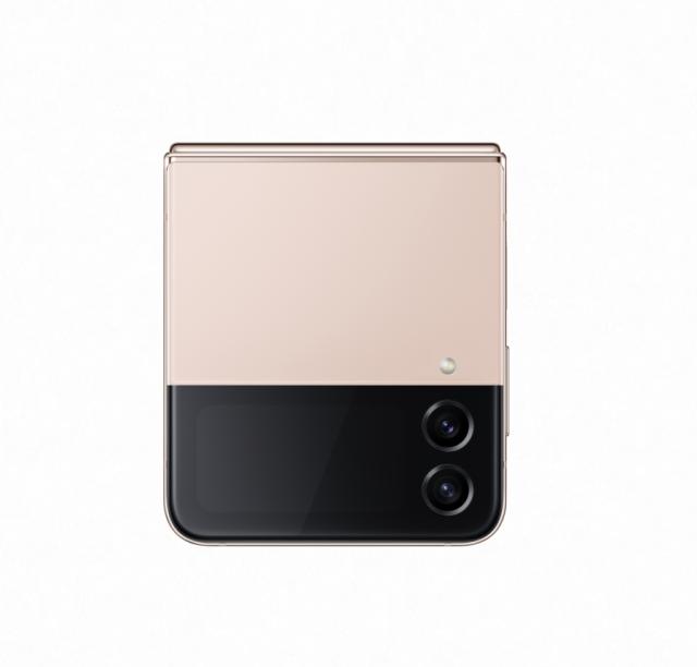 Мобилен телефон Samsung SM-F721 GALAXY Flip 4 5G 512 GB, Octa-Core (1x3.19 GHz, 3x2.75 GHz, 4x1.8 GHz), 8 GB RAM, 6.7" 1080x2640 120 Hz Dynamic AMOLED, HDR10+, 12.0 MP + 12.0 MP + 10.0 MP Selfie, 3700 mAh, Dual SIM, Pink Gold