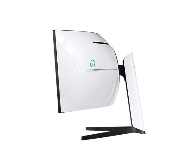 Монитор Samsung LC49G95T, 49" Odyssey GAMING, Curved VA QLED, 1000R, 240 Hz, 1ms GTG, 5120 x 1440, 32:9, 420cd/m2, 2xDP, HDMI, 2xUSB