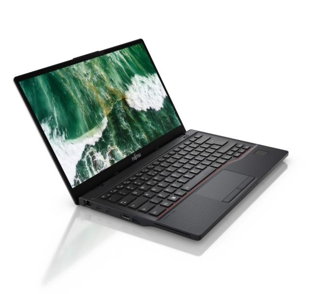 Лаптоп Fujitsu LIFEBOOK E5413, Intel Core i5-1335U up to 4.6 GHz, 14.0" FHD AG, 1x16GB DDR4 3200MHz, SSD 512GB PCIe 4.0 NVMe M.2, FPR & SCR, TPM 2.0, HD cam, Intel WiFi 6E AX211, BT5.2, WWAN ready (4G antennas only ), 4cell 50Wh, Black Kbd backlit US