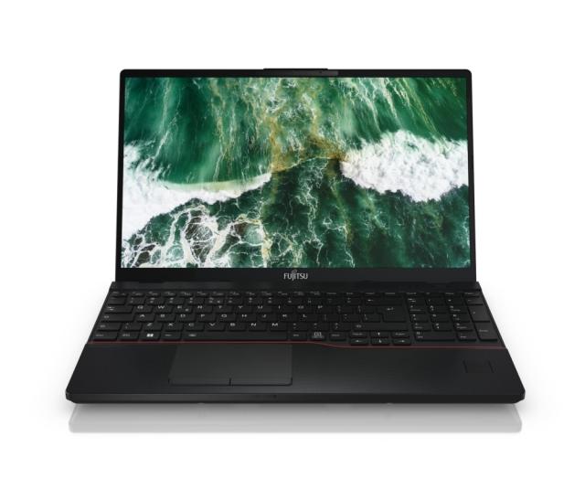 Лаптоп Fujitsu LIFEBOOK E5513, Intel Core i7-1355U up to 5.0 GHz, 15.6" FHD AG, 1x16GB DDR4 3200MHz, SSD 512GB PCIe 4.0 NVMe M.2, FPR & SCR, TPM 2.0, IR-HD cam, Intel WiFi 6E AX211, BT5.2, WWAN ready (4G antennas only), 4cell 50Wh, Black Kbd backlit 