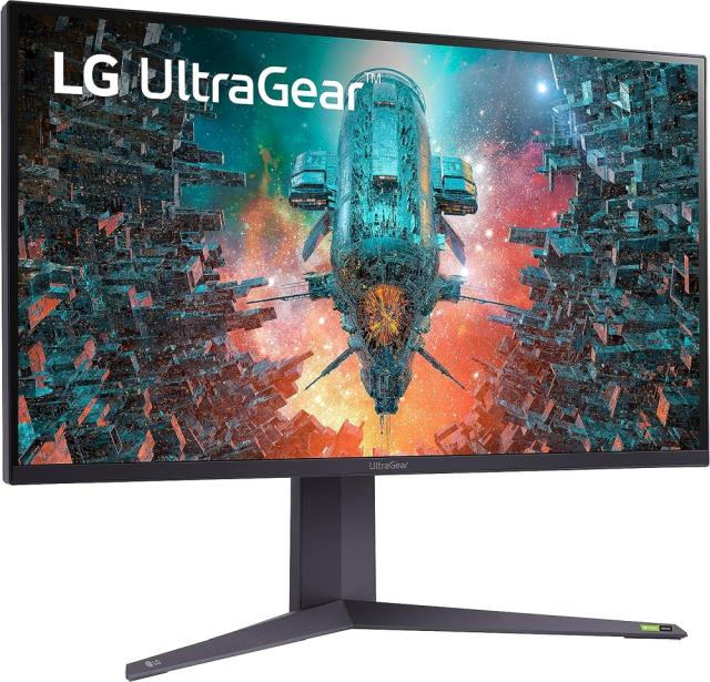 Монитор LG 32GQ950P-B, 31.5" UltraGear Nano IPS with ATW, AG, 1ms GtG, 1000:1, 450cd/m2, UHD 4K (3840x2160), 144Hz, Reader Mode, FreeSync, G-SYNC, VRR, HDR 1000, DCI-P3 98%, USB, HDMI, DisplayPort, Height Adjustable, Pivot, Tilt, Headphone out,  Blac