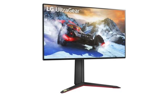 Монитор LG 27GP95RP-B, 27", UltraGear Nano IPS 1ms, AG, UHD 4K (3840x2160), 144Hz (up to 160 Hz), HDR 600, 1000:1, 400cd/m2, DCI-P3 98%, USB3.0 (1up/2down), 4K & VRR Up to 120Hz, AMD Free-sync, NVIDIA G-Sync, HDMI 2.1, DP, Height Adjustable, Pivot, T