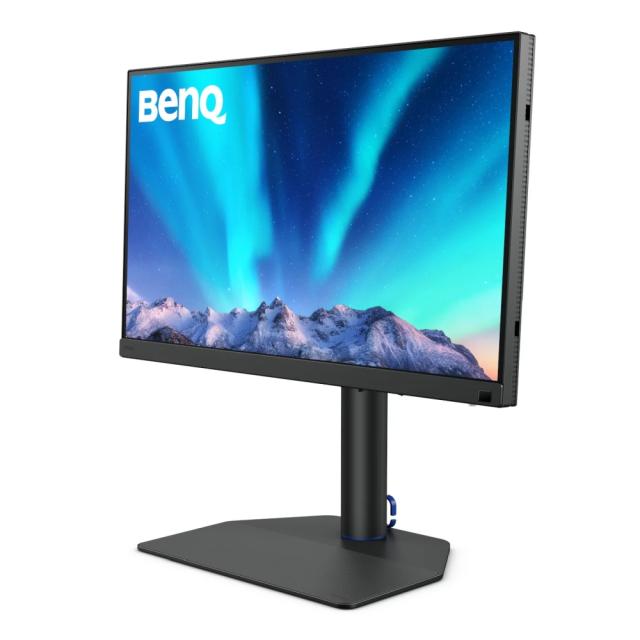 Монитор BenQ SW272Q 27" IPS, 2K, 2560x1440 2K, 300 cd/m2, Photographer Monitor, 100% sRGB, 99% Adobe RGB, 99% P, Hard.Calubrat., 1.07 billion colors, HDMI 2.0 x2, DP 1.4,USB-Type C x1 (90W PDelivery), USB 3.1 Hub, 16 bit 3D LUT, HDR10/HLG,HAdj. 140mm