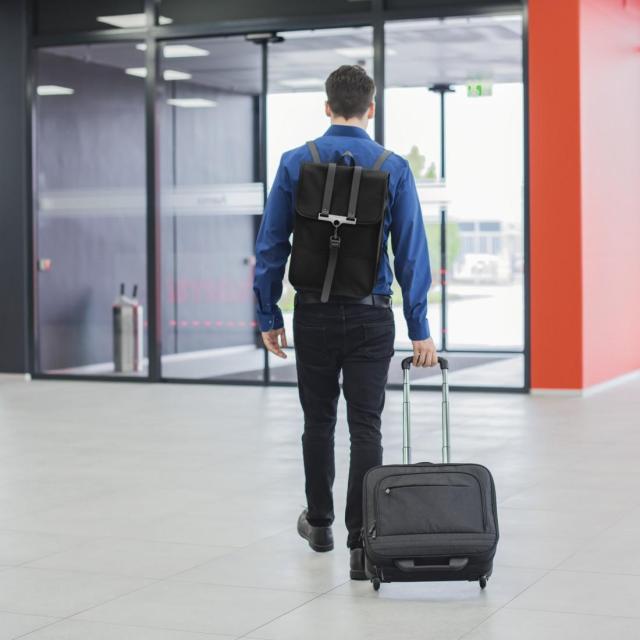 Раница за лаптоп Hama "Perth", до 40 см (15.6"), черна