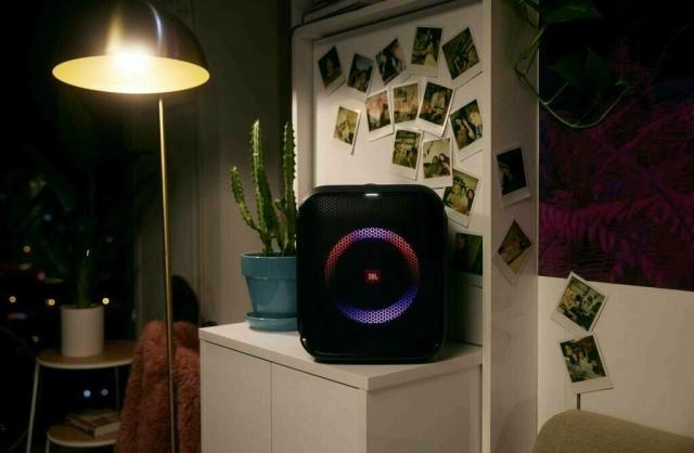 Тонколона JBL Partybox Encore, 2.0, 100W, Bluetooth 5.1, Черна