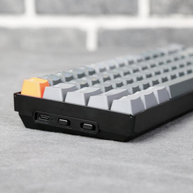 Геймърска Механична клавиатура Keychron K6 V2, Hot-Swappable Aluminum 65% Blue Switch, RGB подсветка, жична/безжична