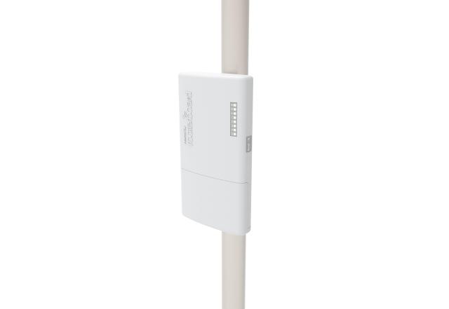 Рутер MiKrotik RB960PGS-PB, 10/100/100 Mbps, PoE, RAM 128 MB, CPU 800MHz, Бял