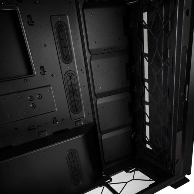 Кутия Phanteks Enthoo 719 TG DRGB, 4 x USB 3.0, 1 x USB Type-C, 1 x Mic, 1 x Headphone jacks  Full-Tower, Черно